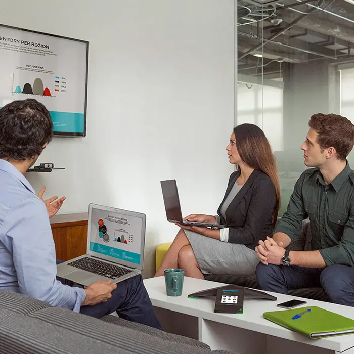 polycom_realpresence_trio8800_lifestyle.webp